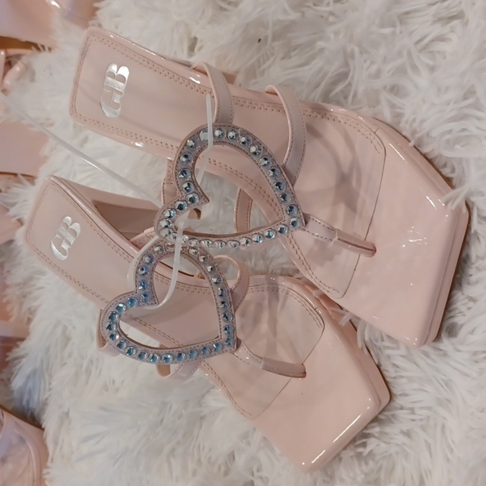 Gianni Bini Blush Pink Patent Crystal Bow Heeled Sandals - Picture 3 of 13